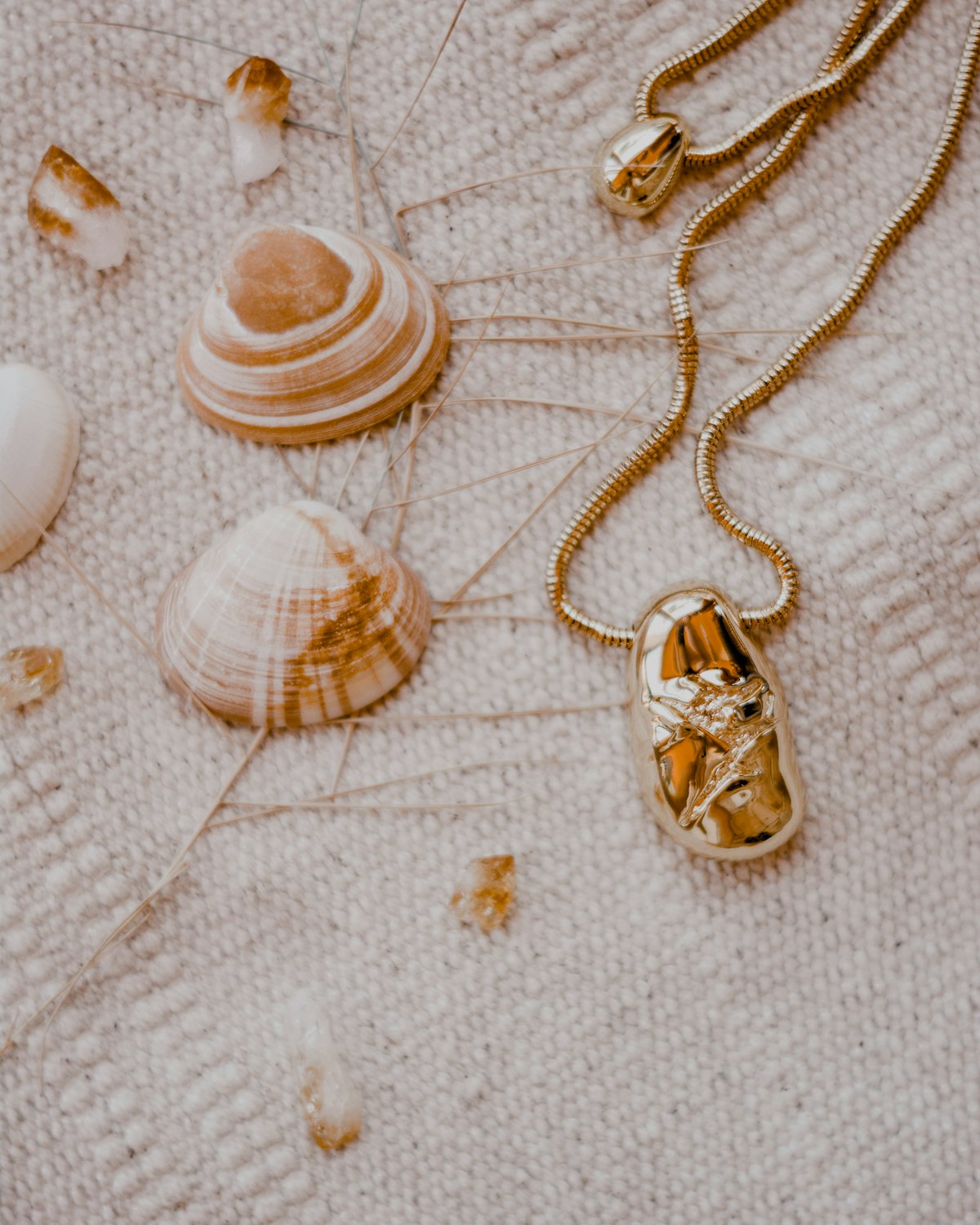 Gold layered chain necklace with two strands of different lengths